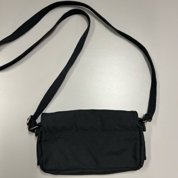 Carhartt Women's Essentials Pouch Crossbody Bag in Black - Picture 3 of 9